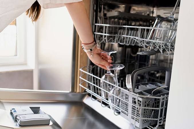 How a Dishwasher Can Save Time, Water, and Effort Every Day